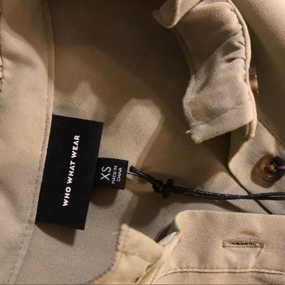 NWT Light Green Ruffle Sleeveless Top - Picture 7 of 7